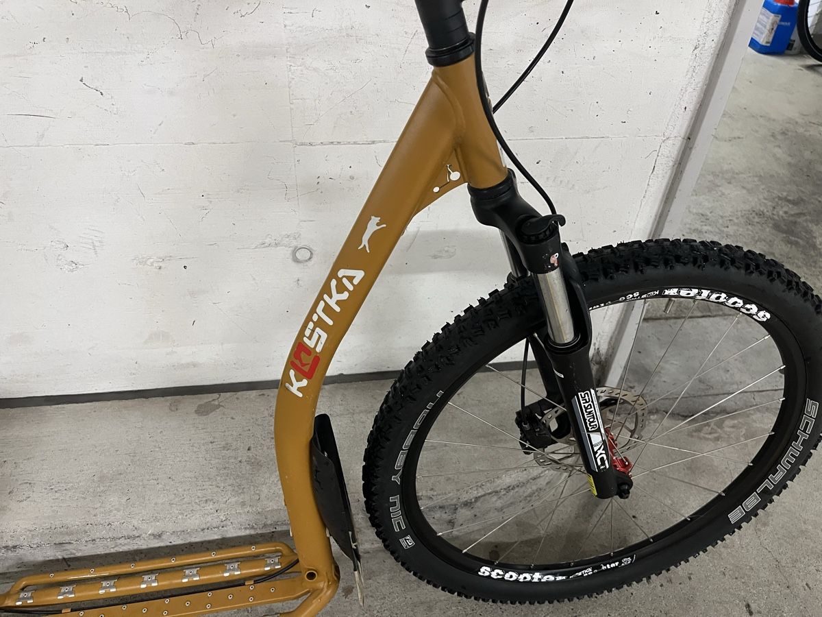 Scooter: Trottinett Kostka  – Usato da Zürich venduto da divertimento4 1