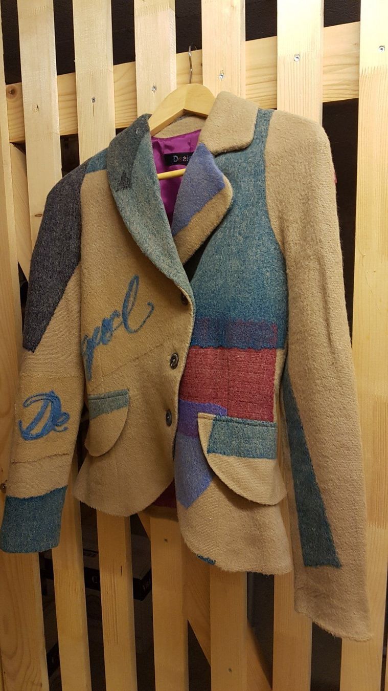 Desigual Giacche: Jacke Desigual N. 36 – Usato da Innerberg venduto da Ganapataye 1