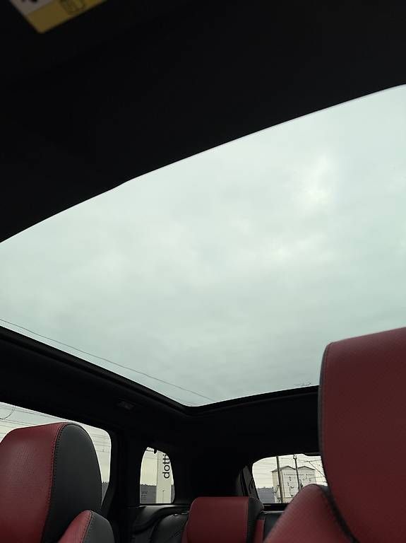 Land Rover Autos: Range Rover Evoque SD4  gepflegt & mit exklusiven Umbauten – Gebraucht aus Dintikon von GoodLife22 4