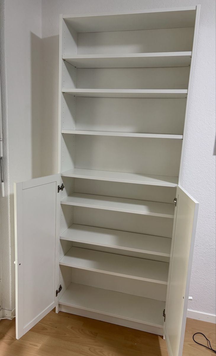 Regale: Billy Regal inkl. Türen, Ikea – Gebraucht aus Ostermundigen von Elfenbein007 1