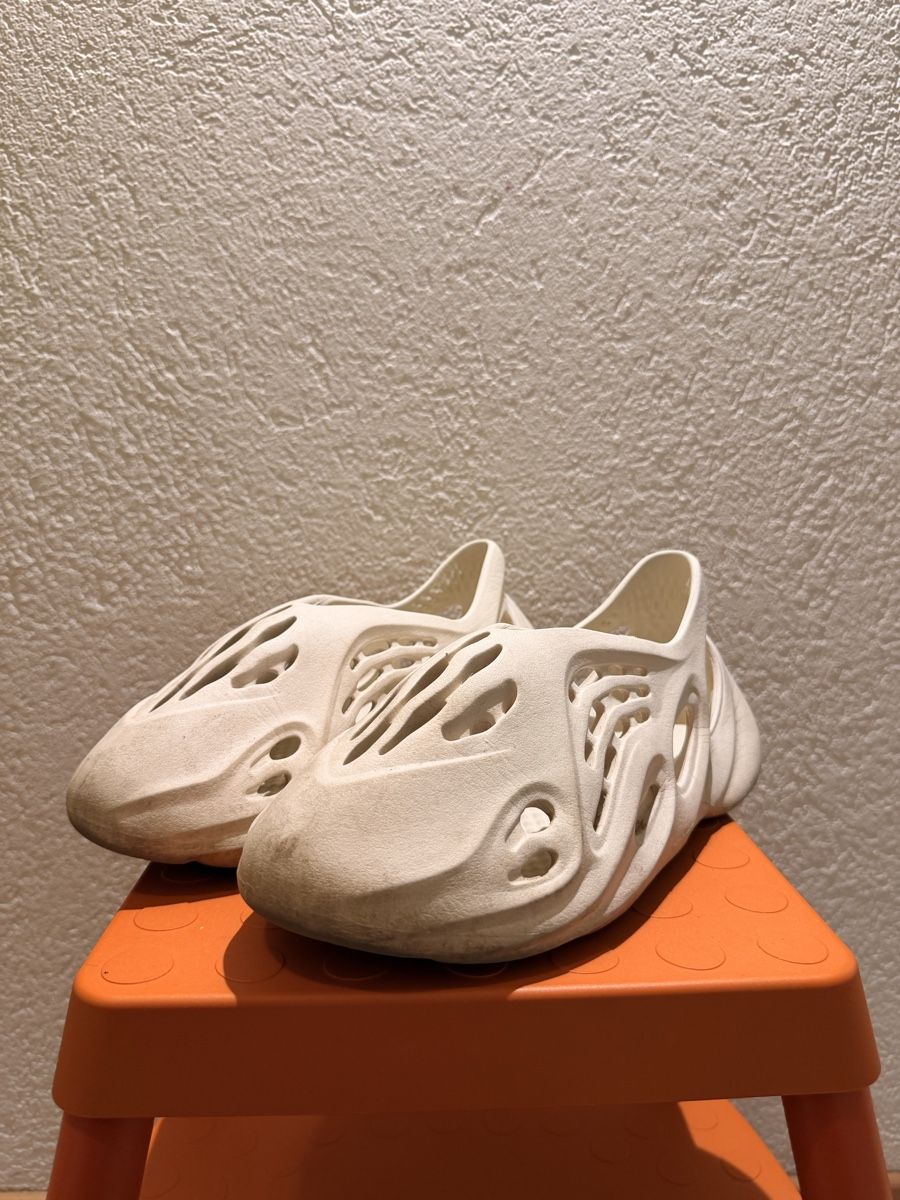 Adidas Chaussures hommes: Yeezy Foam Runner – D'occasion à Adliswil par AyresN.