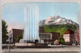 Luzern, Kunst- und Kongresshaus mit Wagenbachbrunnen