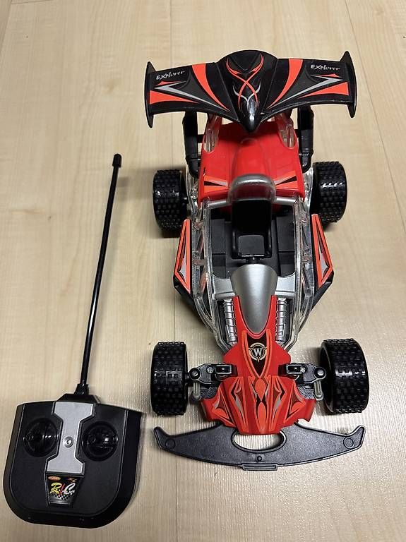 Jouets: Ferngesteuertes Auto – D'occasion à Rothrist par fiore09 1