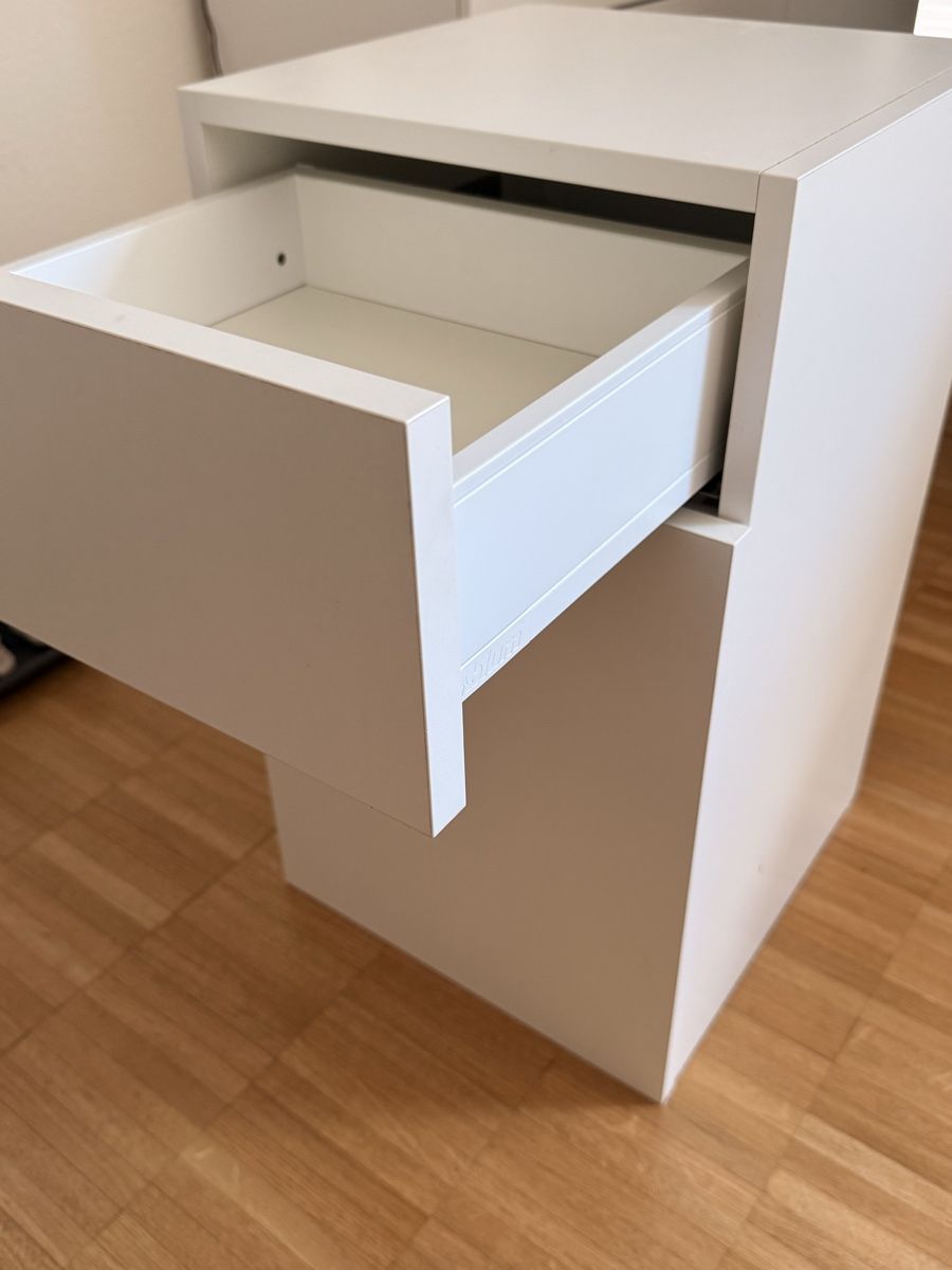Scaffali: White storage shelf with Drawer - Stylish Storage Unit – Usato da Zürich venduto da reg_2sd2 1