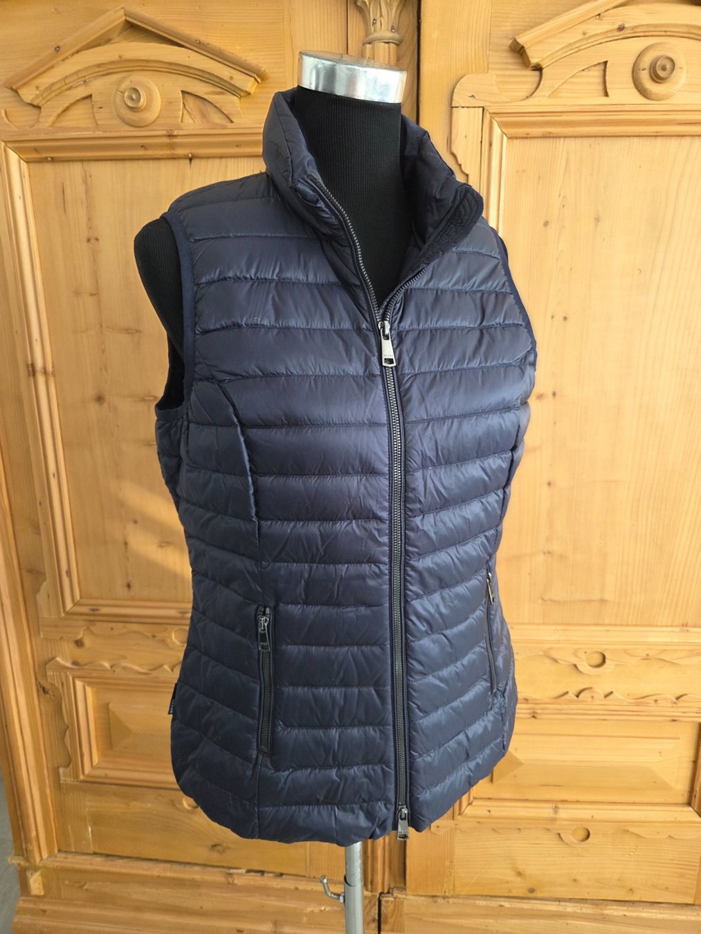 Gilets & Westen: schöne Daunenweste, Weste, Gilet, Reset – Neu (gemäss Beschreibung) aus Wiesendangen von Sinhuk