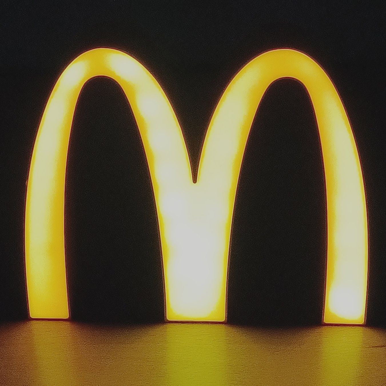 Alle Dekorationen: McDonald's LED Leuchte – Neu und originalverpackt aus Frauenfeld von 2in10siv4you 1