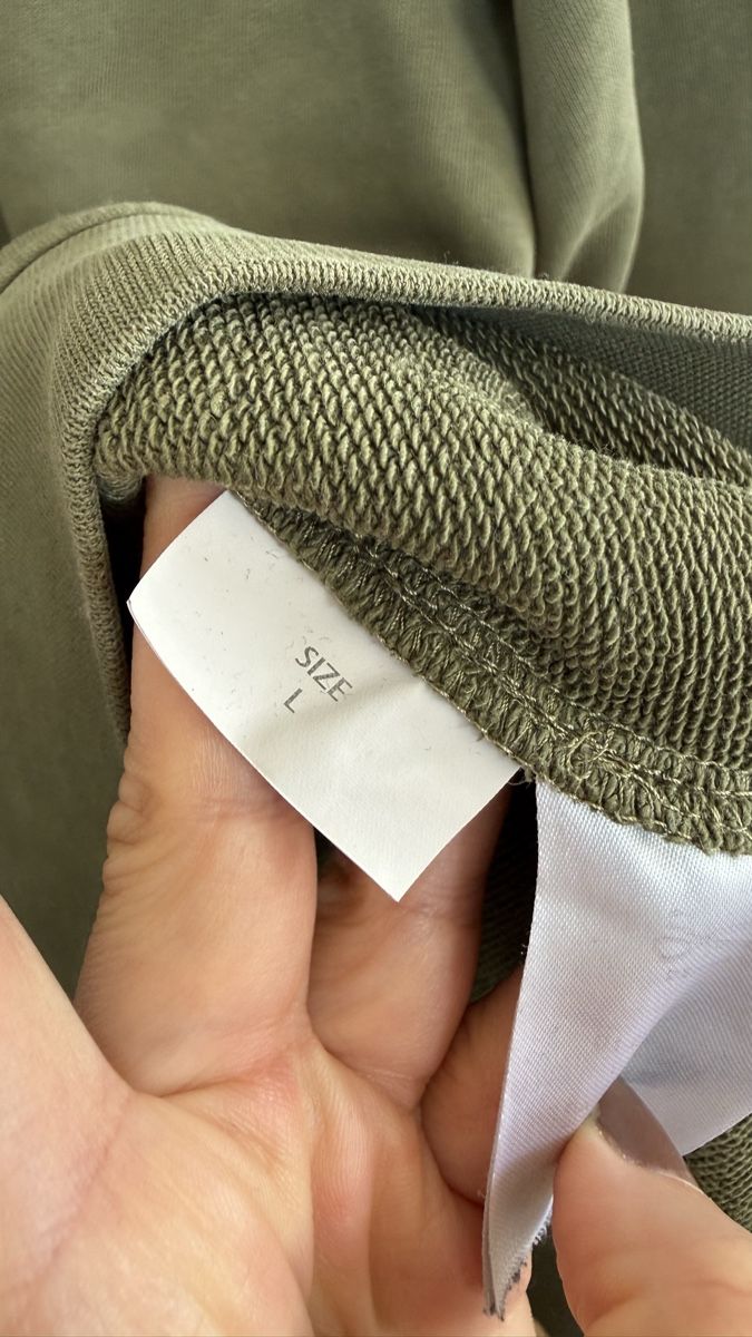 Pullover & Sweatshirts: Denham Olive sweater L /M – Neu (gemäss Beschreibung) aus Buchs AG von sxf96 3