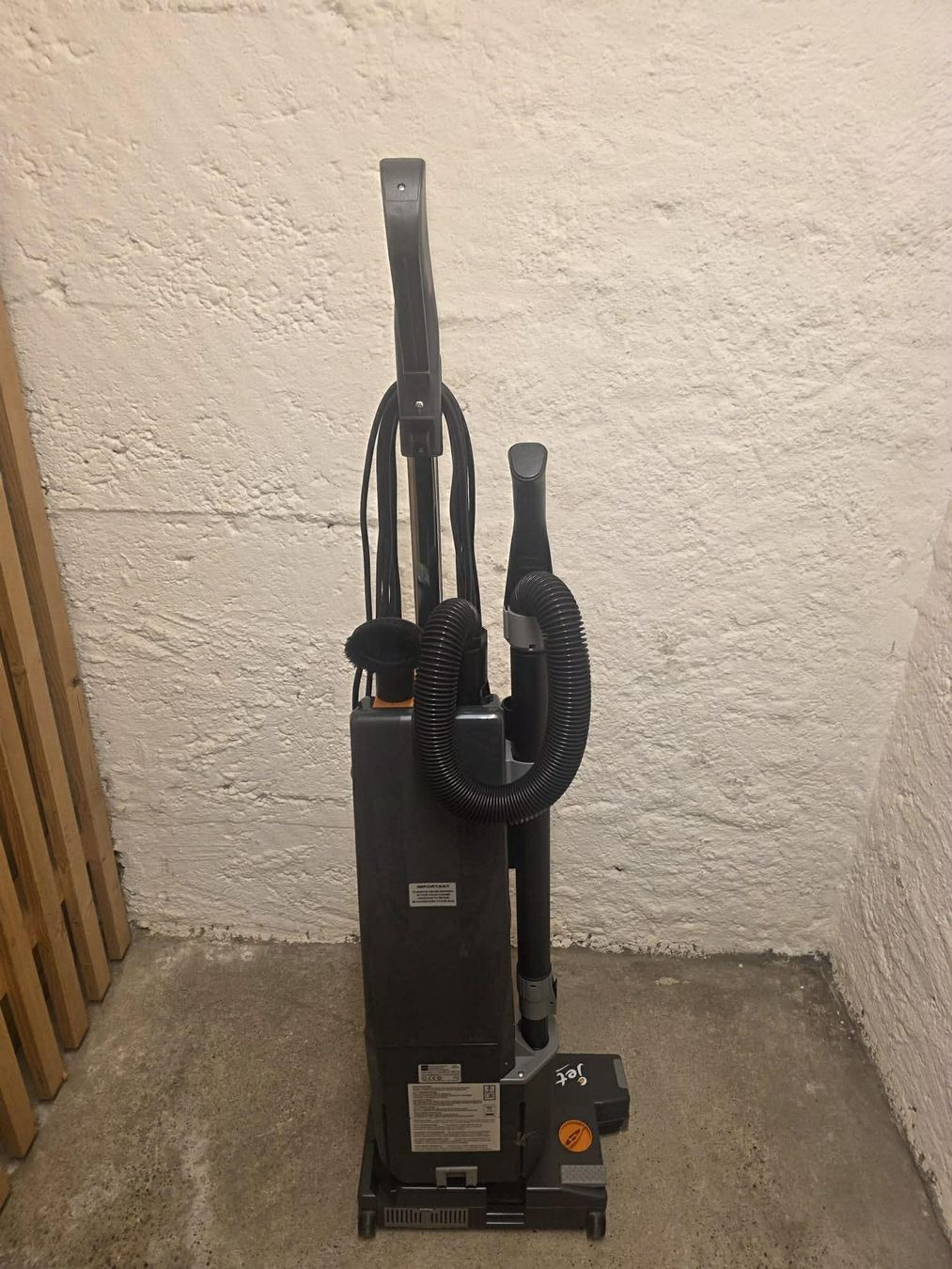 Aspirateurs & Accessoires: TASKI JET 38 TeppichreinigerCleanfix Wetrok Kärcher Nilfisk – Neuf avec emballage d'origine à Zürich par selim2010 3