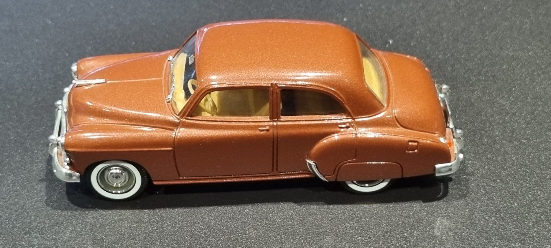 Chevrolet Modellini d'auto: Modellauto Chevrolet 1950 – Usato da Lachen SZ venduto da LinDiscount