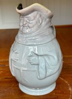 Antiker Krug 1 3/4 Liter als Mönch oder Priester 24 cm hoch