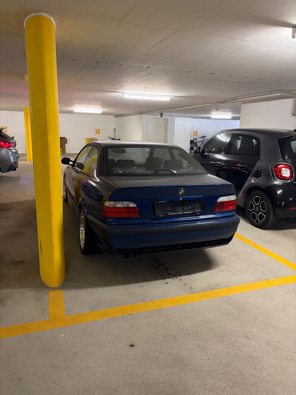 BMW Autos: BMW 318is Coupé E36 – Gebraucht aus Gordola von AZautoricambiSagl 4