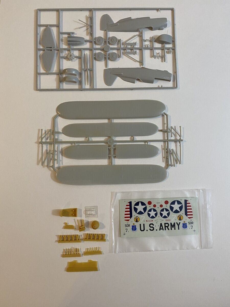 Kit di modellismo & Modellini statici: Boeing P-12E 1/48 – Nuovo e nell'imballaggio originale da Bözen venduto da jackieoh 1