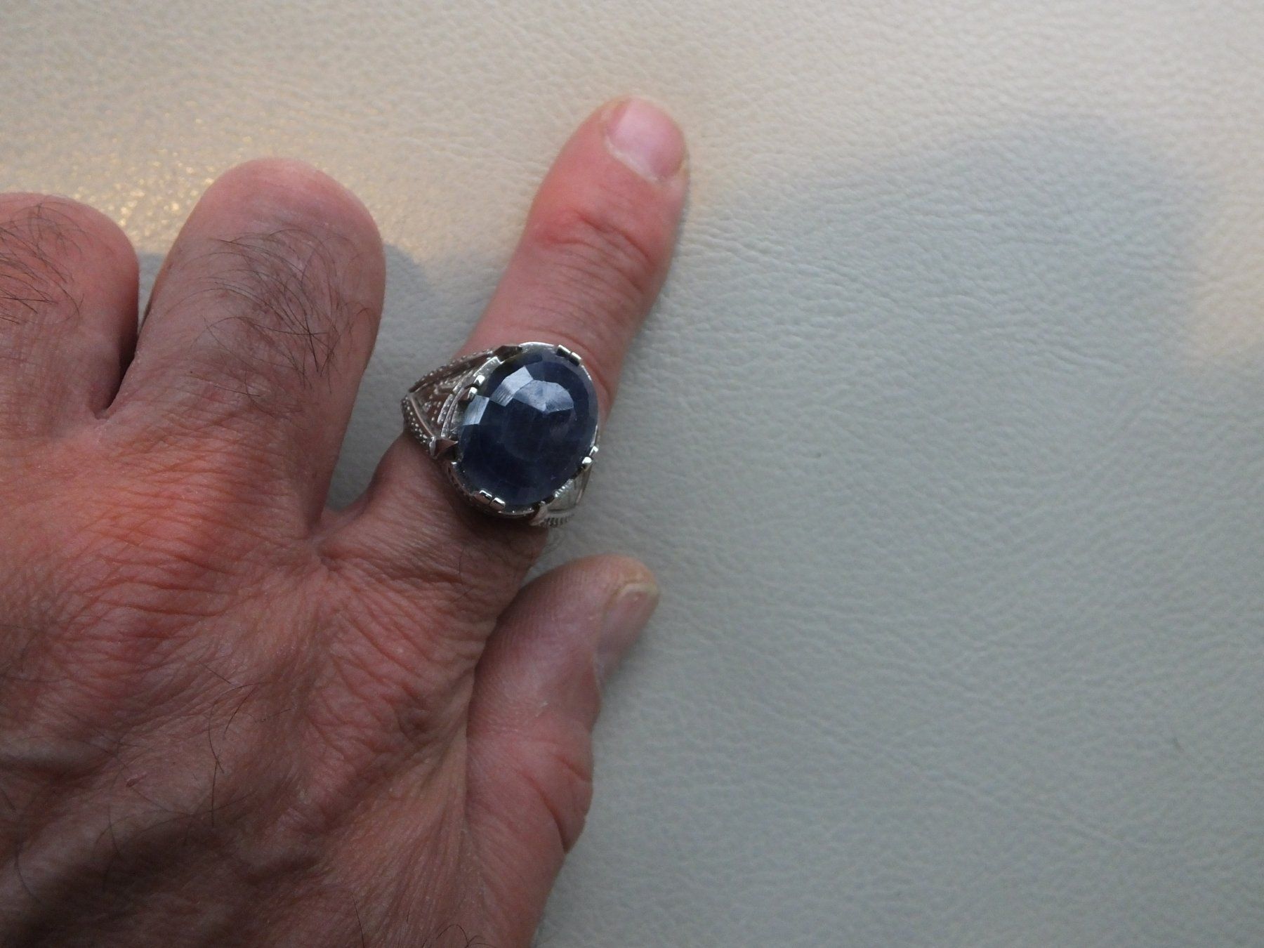 Ringe: Herrenring mit Echtem Saphir Stein – Neu und originalverpackt aus Unterentfelden von l654321a 2