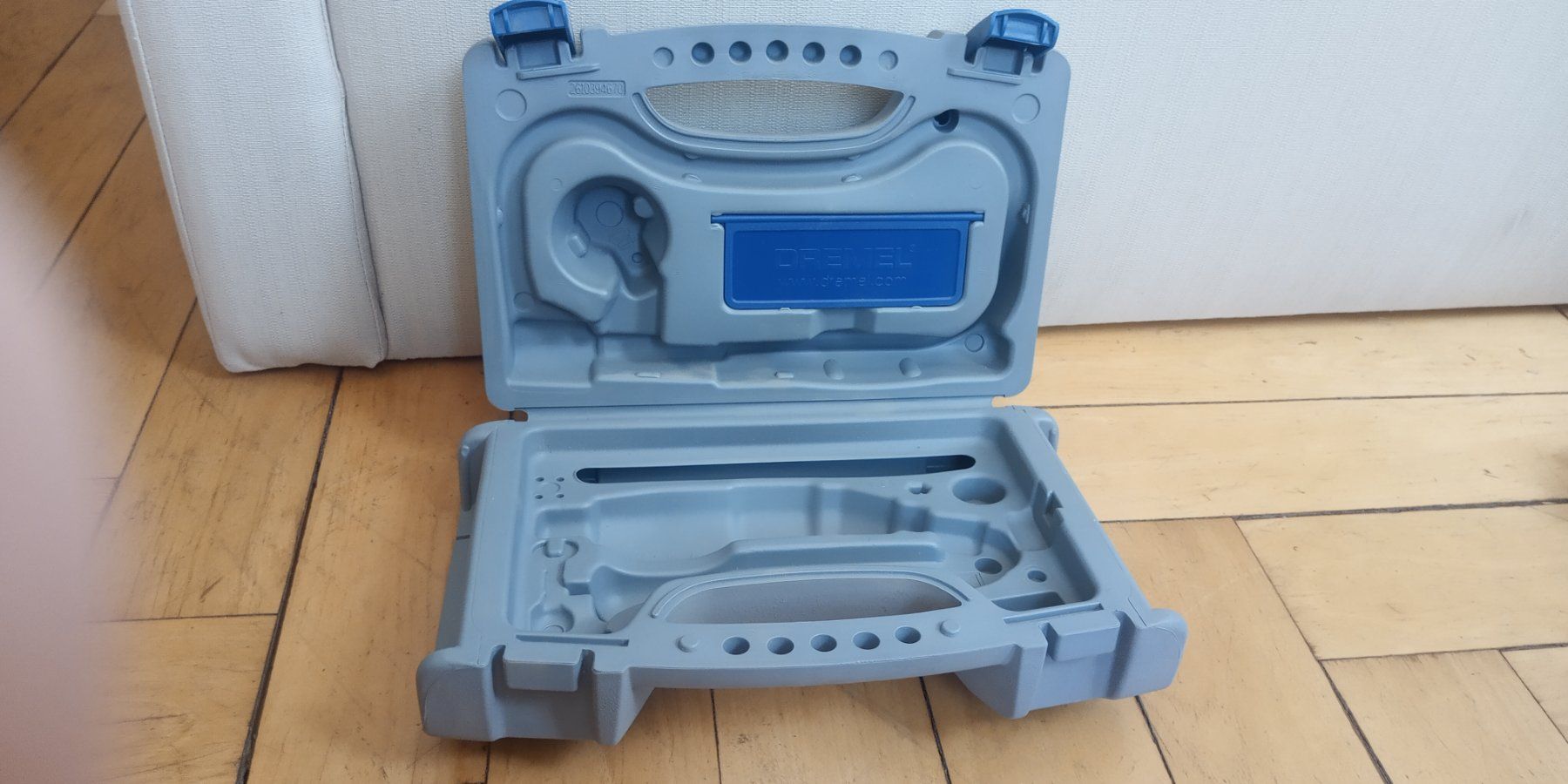 Reisekoffer: DREMEL Koffer für Modell 300 Box Flightcase – Gebraucht aus st.gallen von Strubili