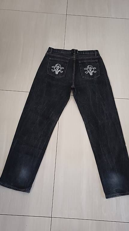 Pantaloni: Pantalon Y2K – Usato da Bex venduto da Sakito 1