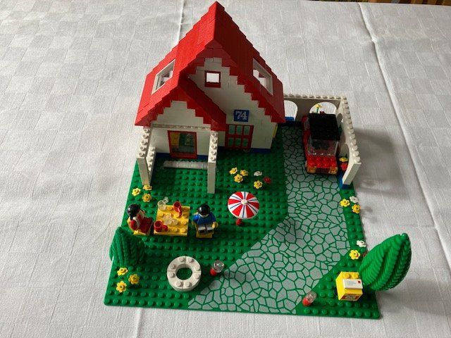 Lego Giocattoli: Lego Villa mit Auto – Usato da Bern venduto da Refrili