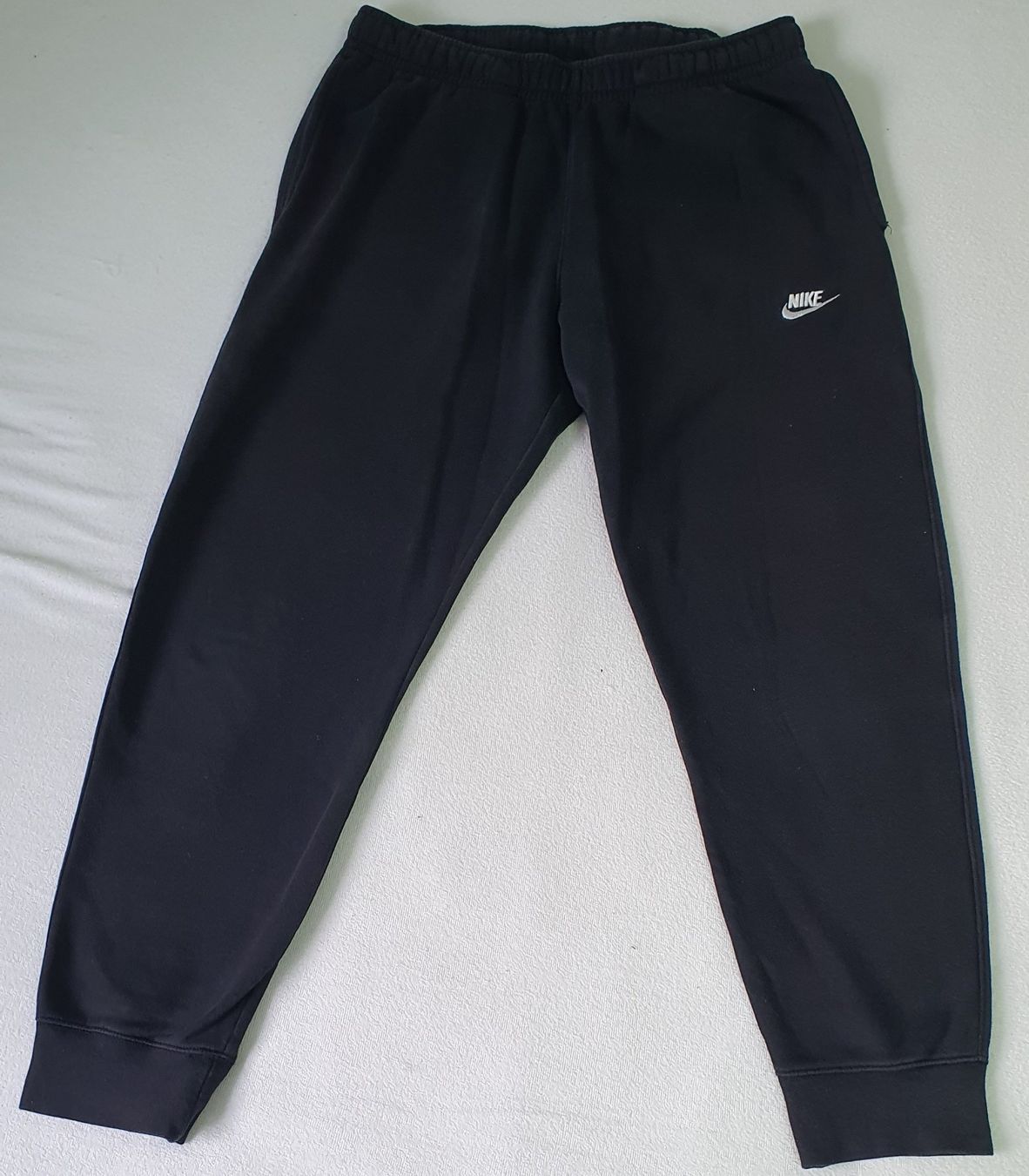 Nike Pantaloni: Nike hose G M – Usato da Maienfeld venduto da tobeyl2020