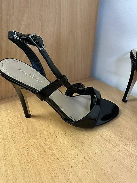Aldo Scarpe da donna: Sandales Aldo vernies – Usato da Muraz (Collombey) venduto da dor_hp2w 1