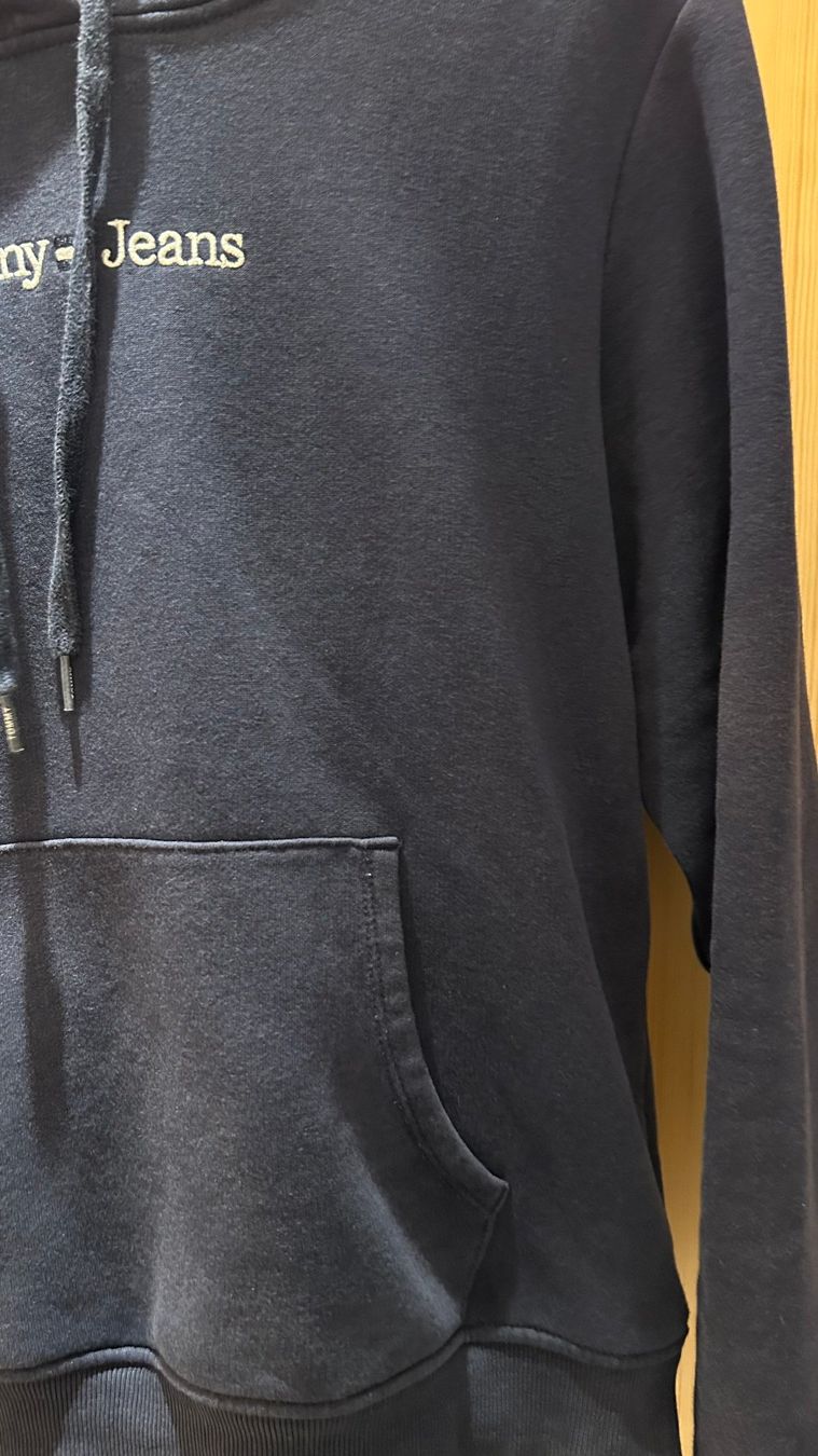 Tommy Hilfiger Pulls & Sweat-shirts: Tommy Hilfiger Sweat Shirt, Grösse S – D'occasion à Innertkirchen par Urbachtal 1
