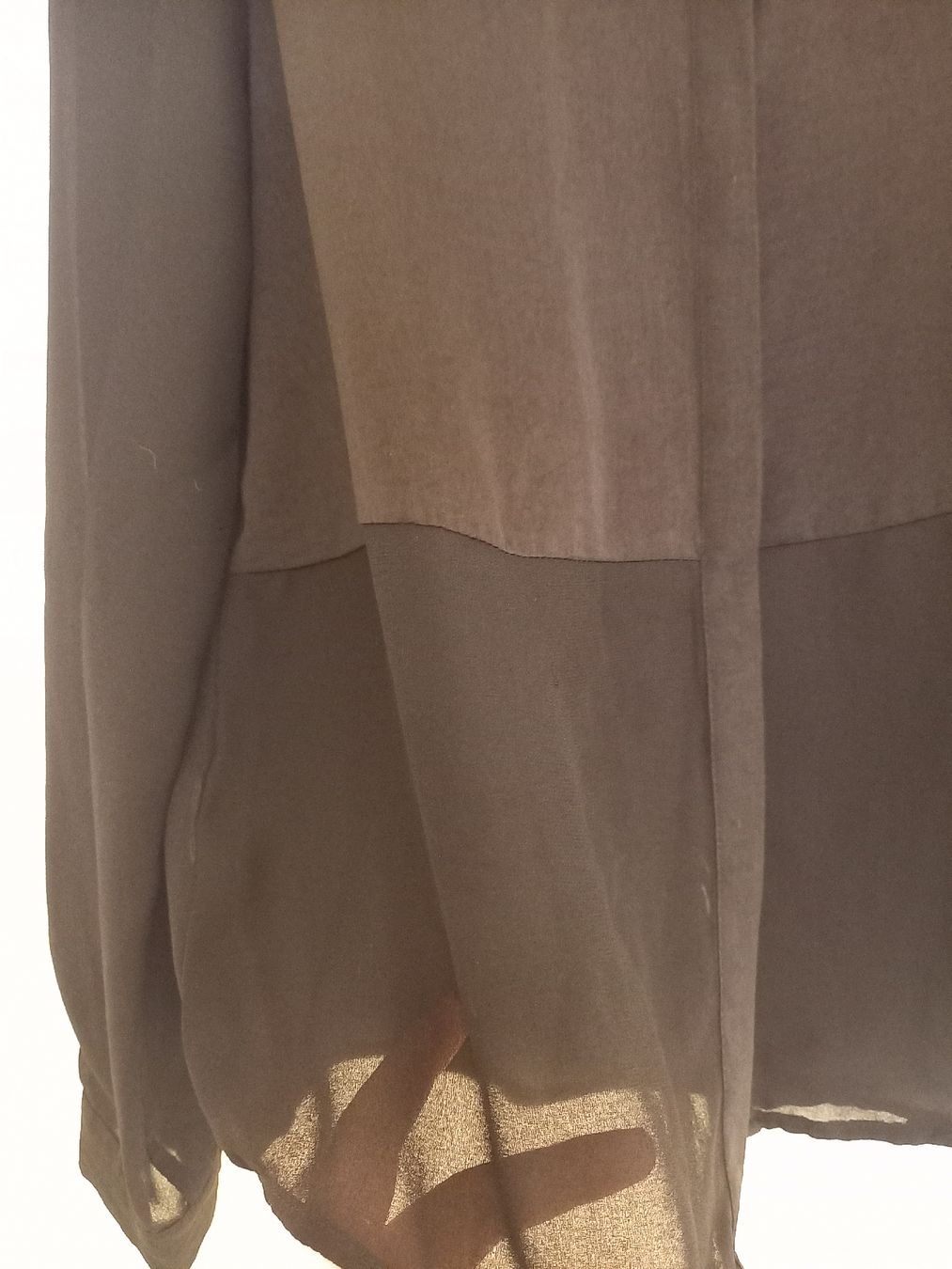 Chemisiers: Blouse noire mate et transparente – D'occasion à Courtelary par ana_nt6s 2