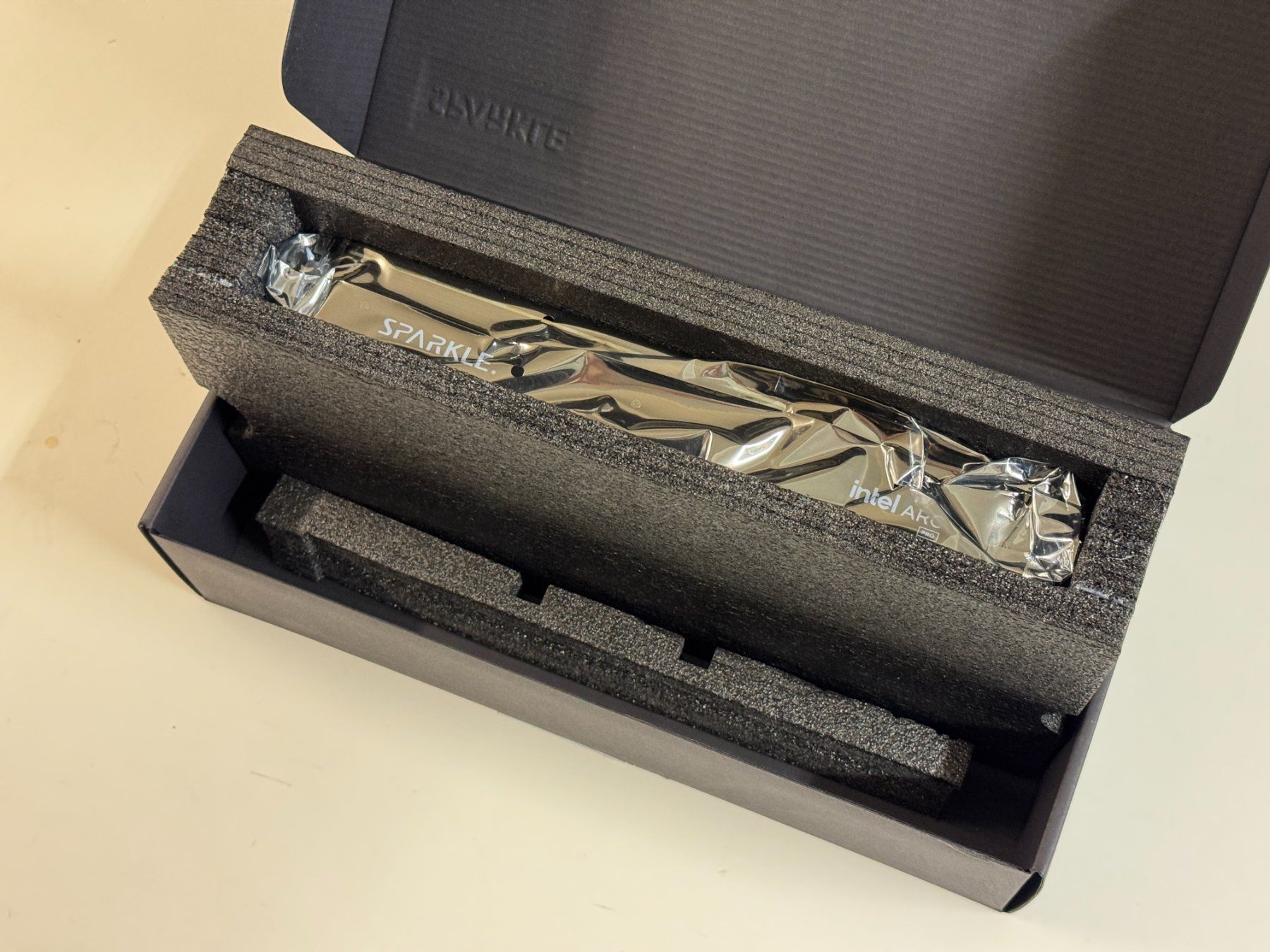 Schede grafiche: SPARKLE Pro B60 BLOWER 24GB Grafikkarte – Nuovo (secondo la descrizione) da Basel venduto da Archi40 2