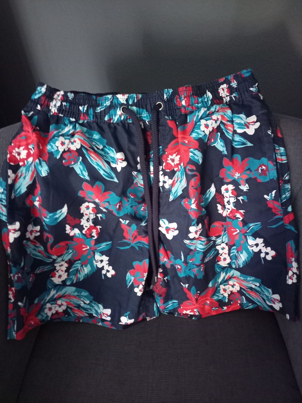 Badehosen: Basefield Badehose, Gr. S, Sommer-Look mit Blumenmuster – Gebraucht aus Stäfa von krp54