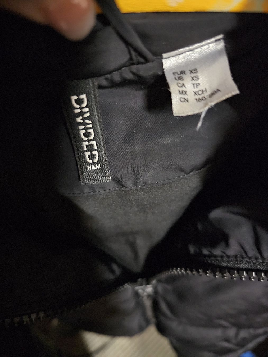 H&M Giacche: Doudoune H&M Divided noire taille XS – Usato da Tecknau venduto da Anadias 2