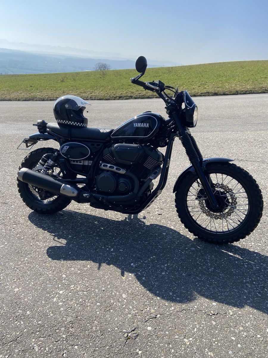 Yamaha Strada: Yamaha SCR 950 – Usato da Grenchen venduto da Motorini 1