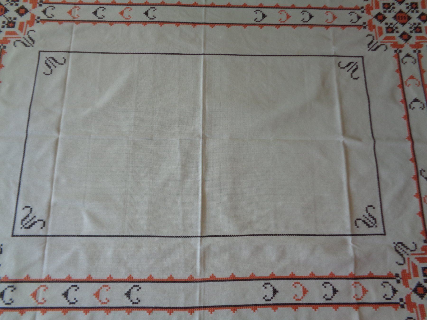 Altra biancheria da tavola: Tischdecke - Kreuzstich - Vintage – Usato da Chur venduto da omonia 1