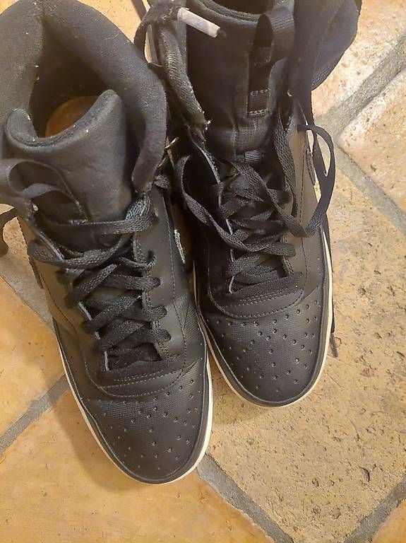 Nike Scarpe da uomo: Nike Sneakers High schwarz Gr. 46 – Usato da Kirchlindach venduto da dor_qj8q 1