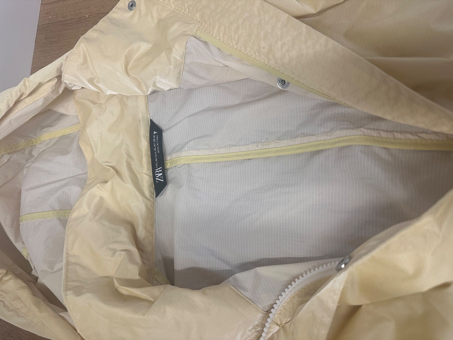 Giacche: Zara Regenmantel – Nuovo (secondo la descrizione) da Rudolfstetten venduto da Laramalna 5