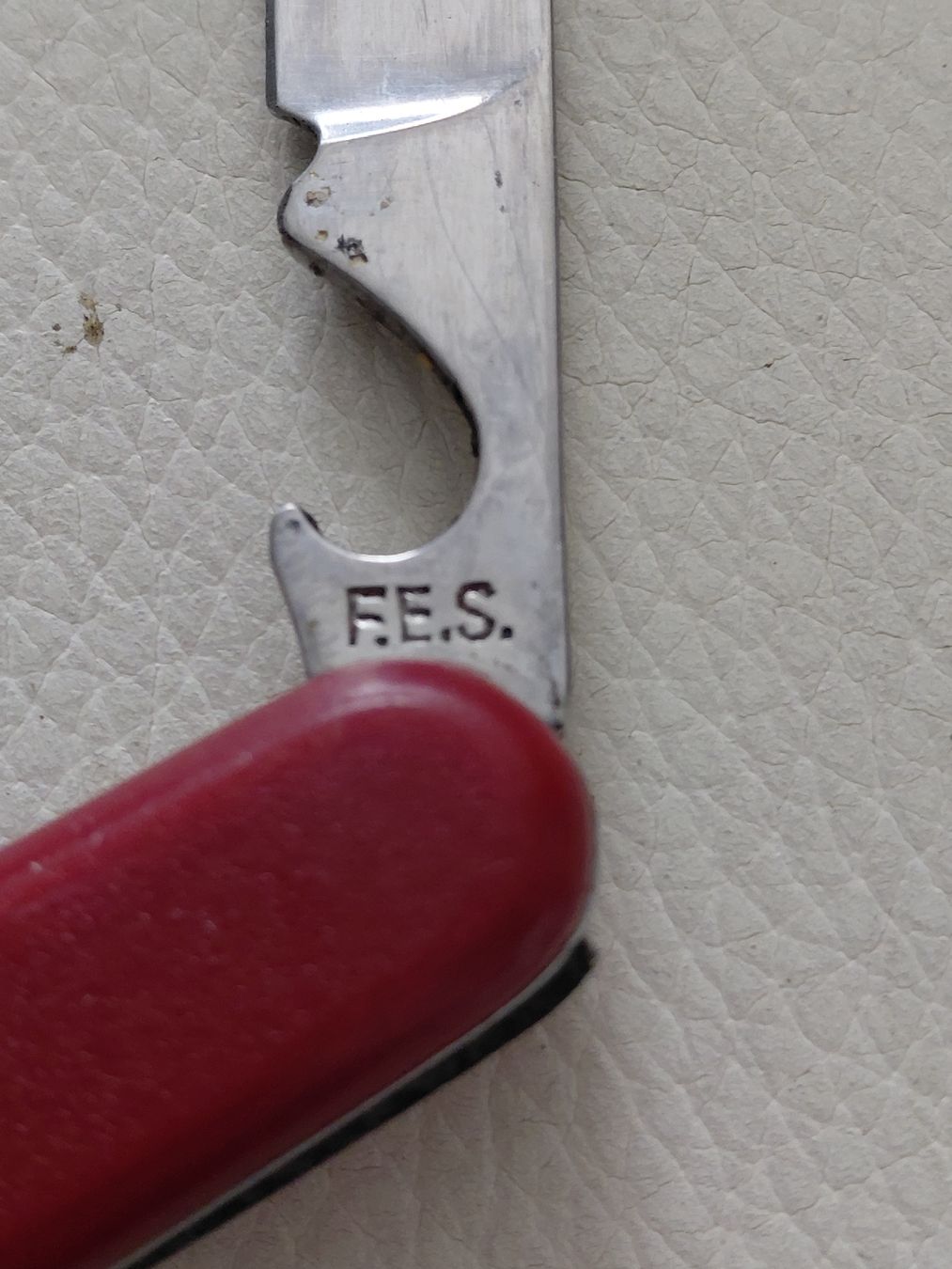 Couteaux de poche: FES Taschenmesser – D'occasion à Belp par mar_76s8 2