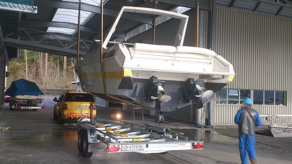 Chaparral Barche: Chaparral 2850 SX – Usato da Dällikon venduto da Cukulin_Messebau 1