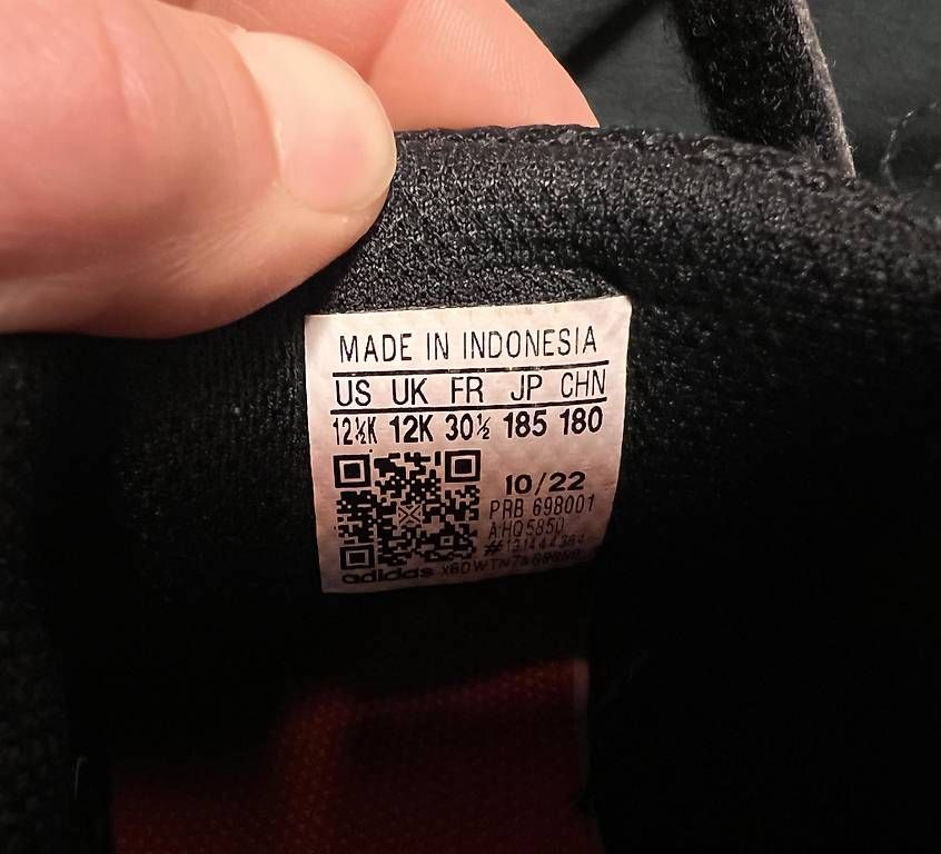 Schuhe für Jungen: Five Ten Bikeschuhe Gr. 30.5 – Gebraucht aus St.Moritz von Topofthemountains 2