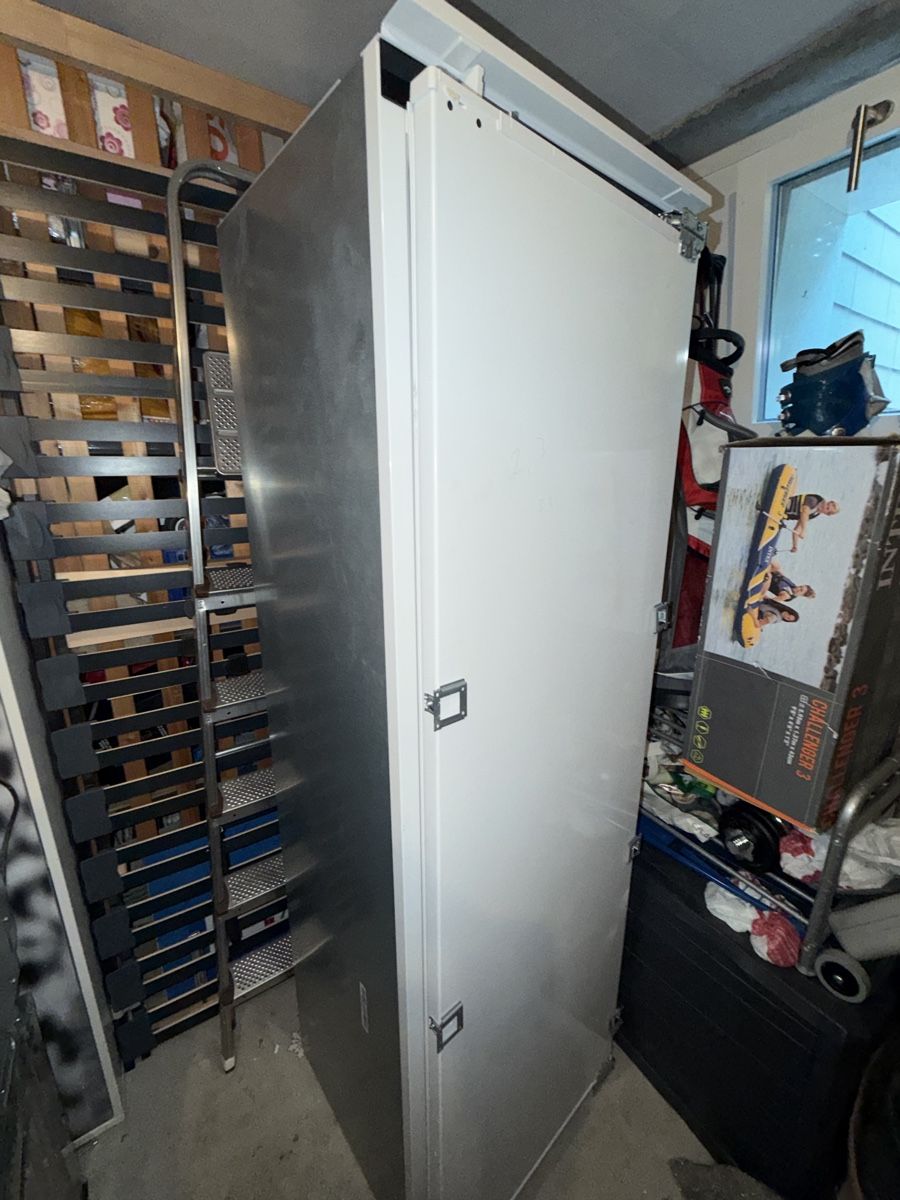 Frigoriferi: Einen Monat lang benutzter Electrolux-Kühlschrank – Nuovo (secondo la descrizione) da Zürich venduto da ale_ylv6 1