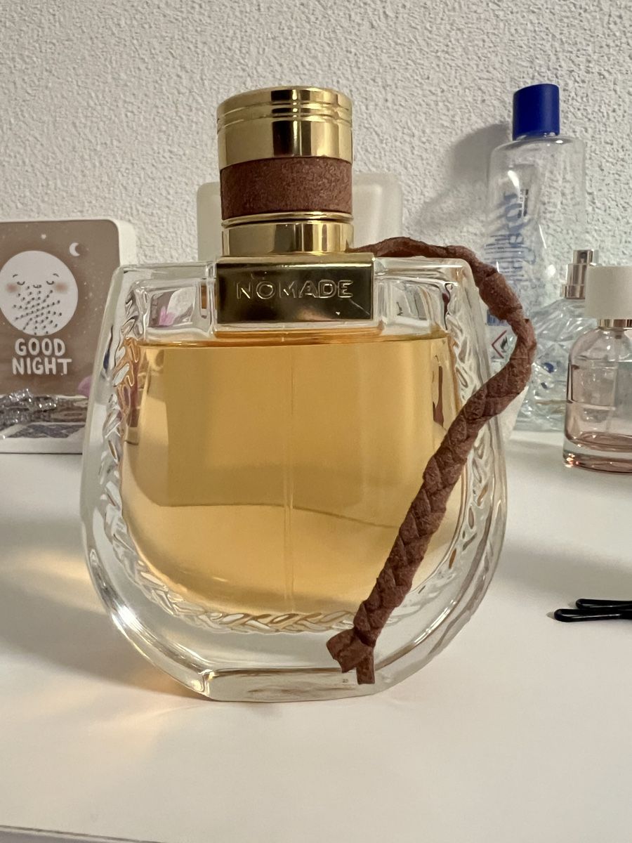 Chloé Profumi & Eau de Toilette: Parfum Chloe Nomade Eau de Parfum Flakon gebraucht – Usato da Oberentfelden venduto da Dianaaaaaa