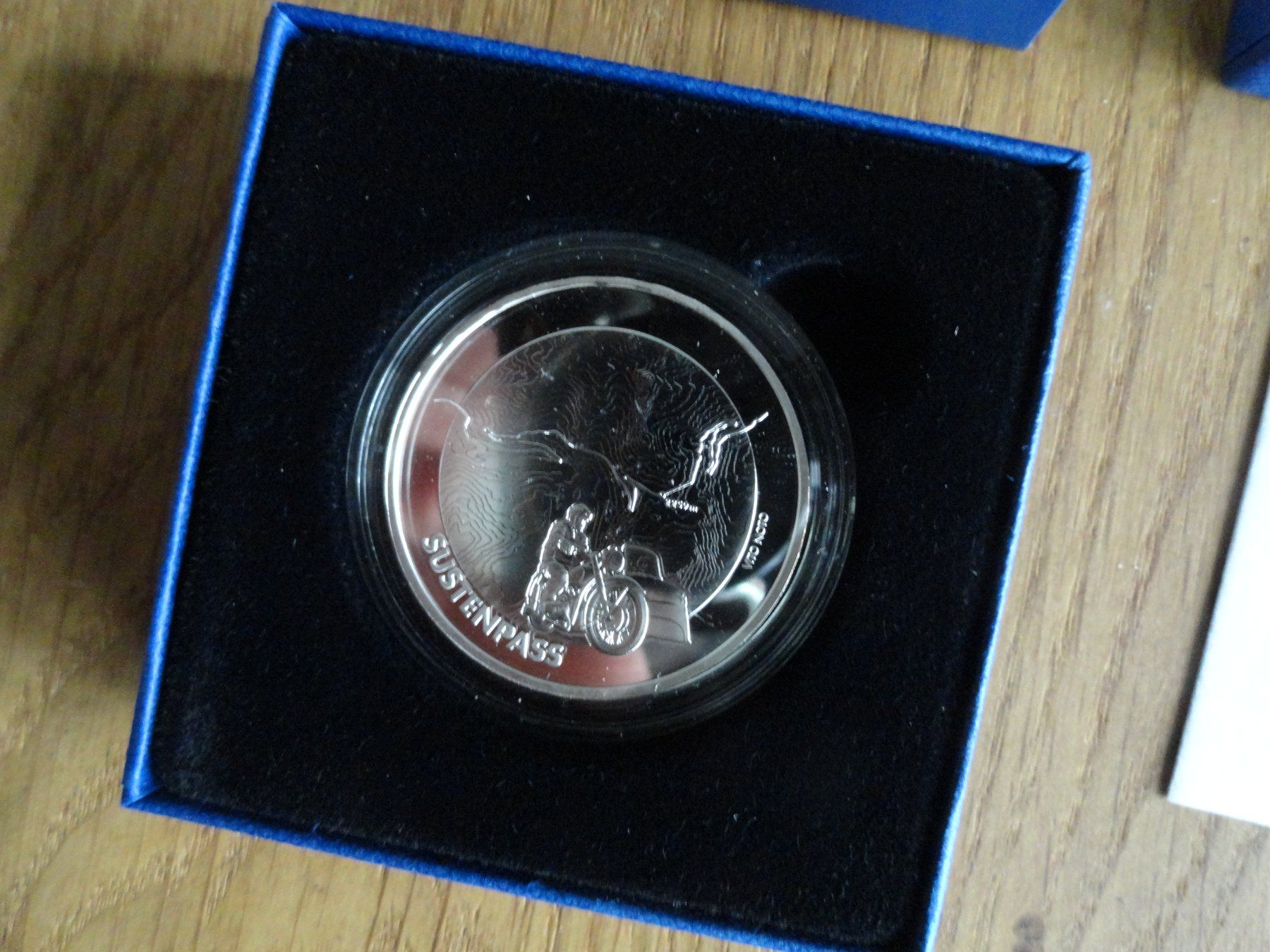 Tutti le monete: 20 Fr. Silber Sondermünze 2020 - "Sustenpass" – Nuovo e nell'imballaggio originale da Gerlafingen venduto da Shiva_74 2