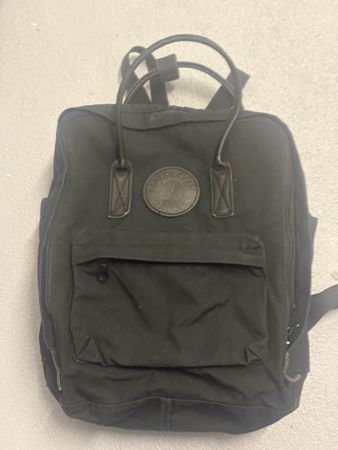 Rucksack Fjällräven Kånken schwarz gebrauchter Zustand