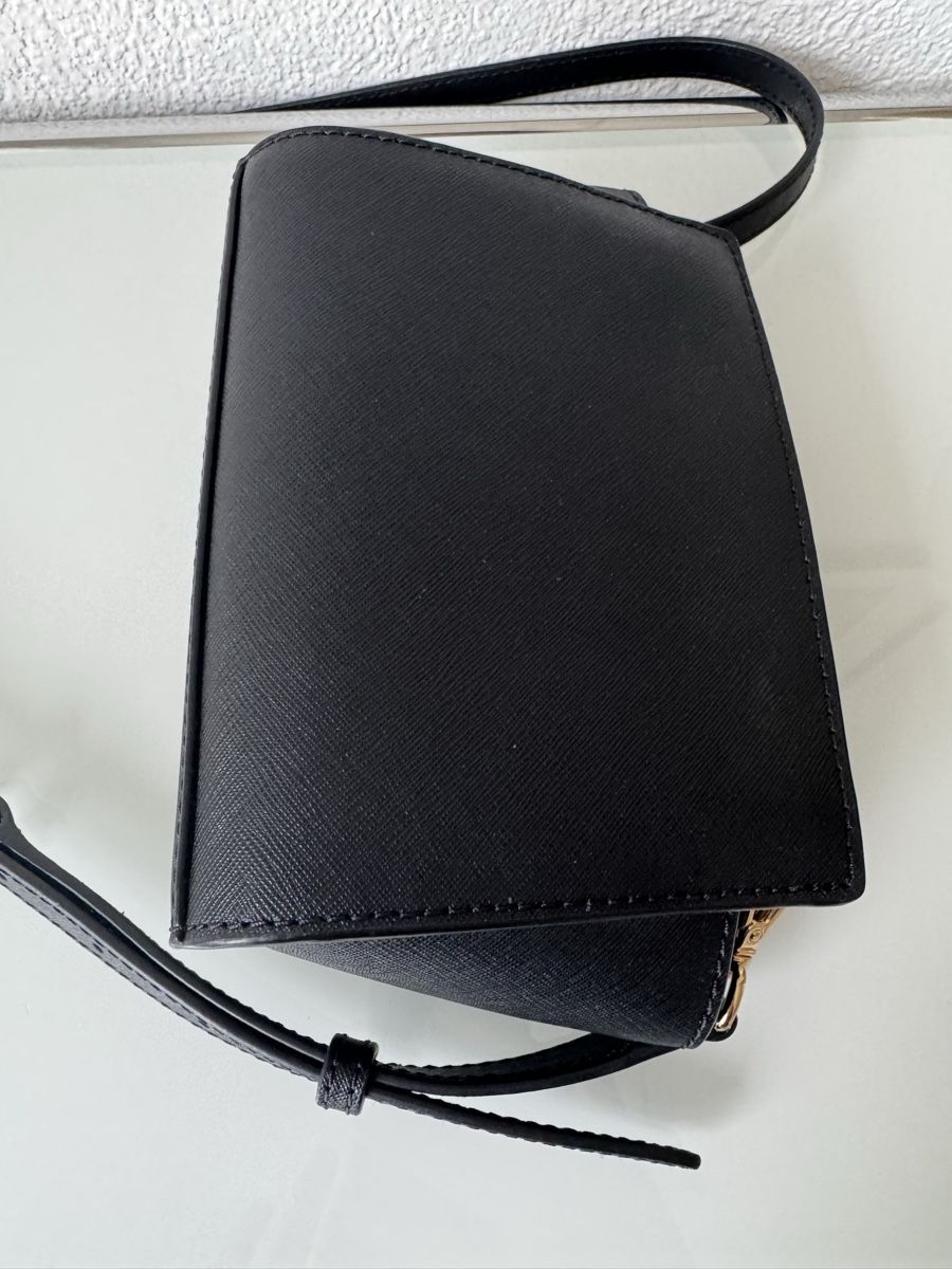 Michael Kors Taschen für Damen: Michael Kors kleine Handtasche – Gebraucht aus Hergiswil NW von Arbours 5