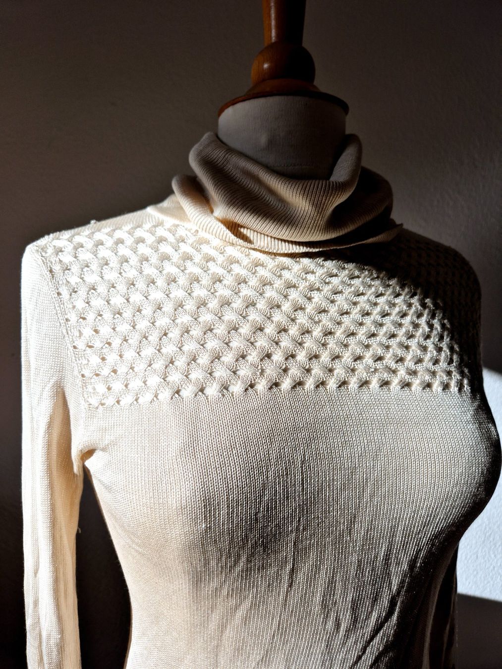 Pulls & Sweat-shirts: PULLOVER PULLI S 36 BEIGE SEIDE SILK STICKEREI STRICK TOP – D'occasion à Elsau par the-colorful-side 6