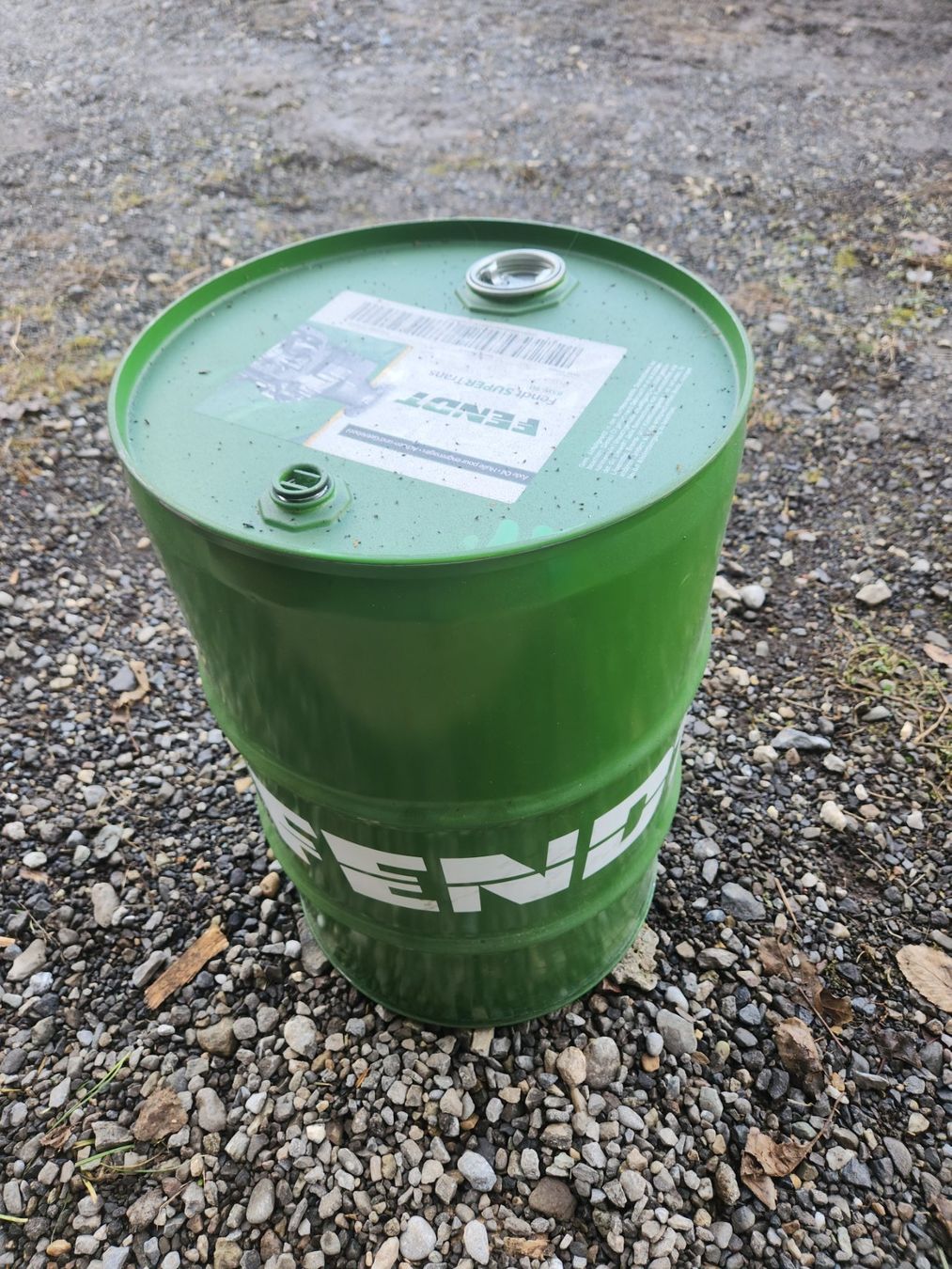 Accessori: Oelfass Fendt Dekoration – Usato da Nottwil venduto da TB28 4