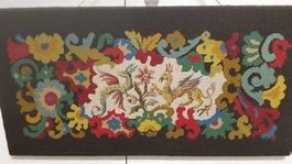 Antiker fein originaler, Tapisserie Gobelin mit Drachenmotiv