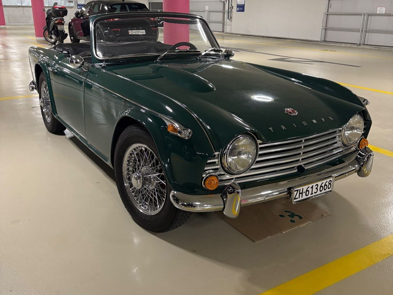 Triumph Automobili: Triumph TR4A – Usato da Zürich venduto da rafi121 4