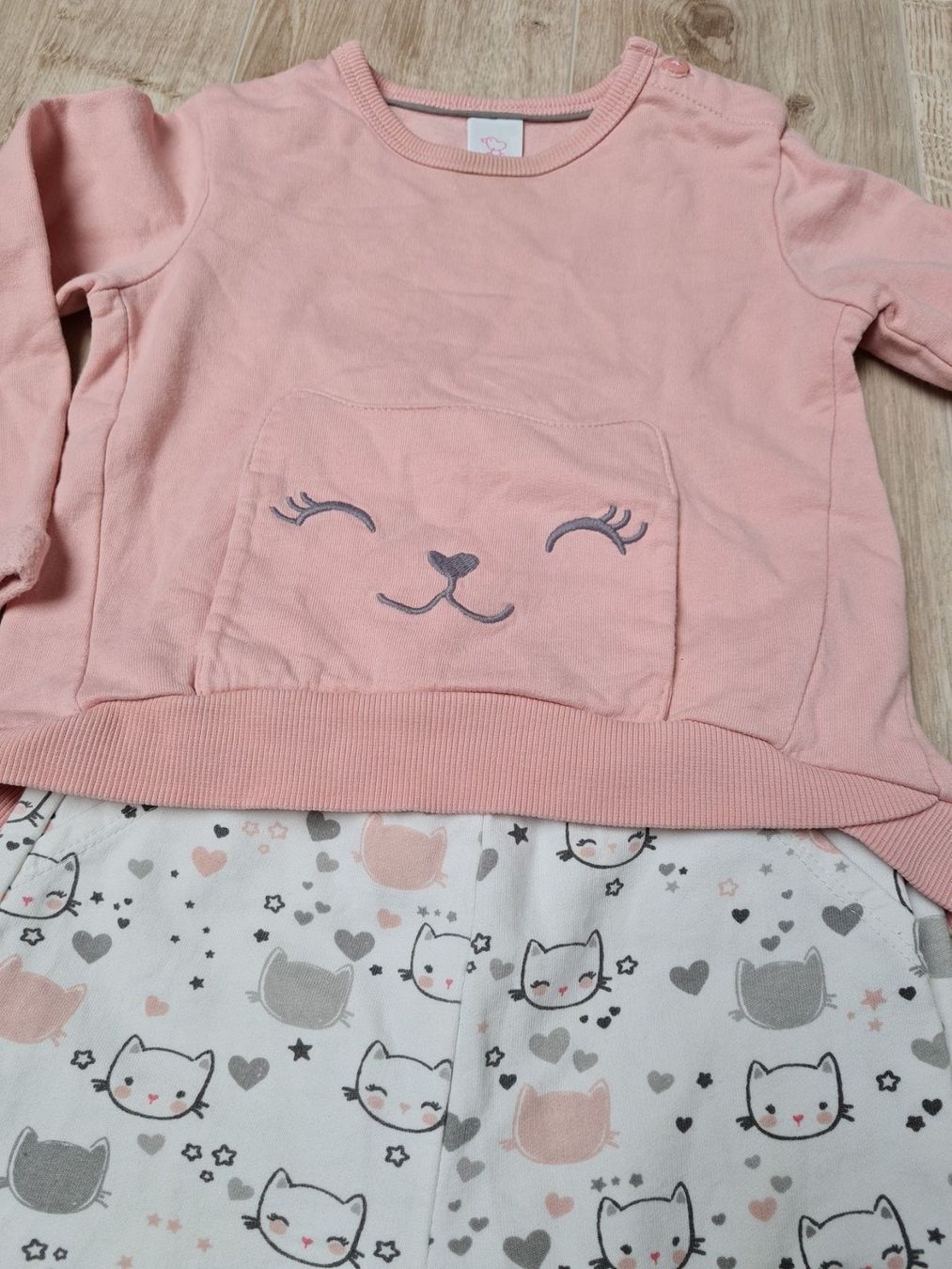 Pullover & Sweatshirts: Pullover und Hösli Gr. 80, wie neu!!! – Gebraucht aus Ellikon an der Thur von nicibaur 1