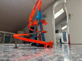 Hot Wheels Bahn / Turm