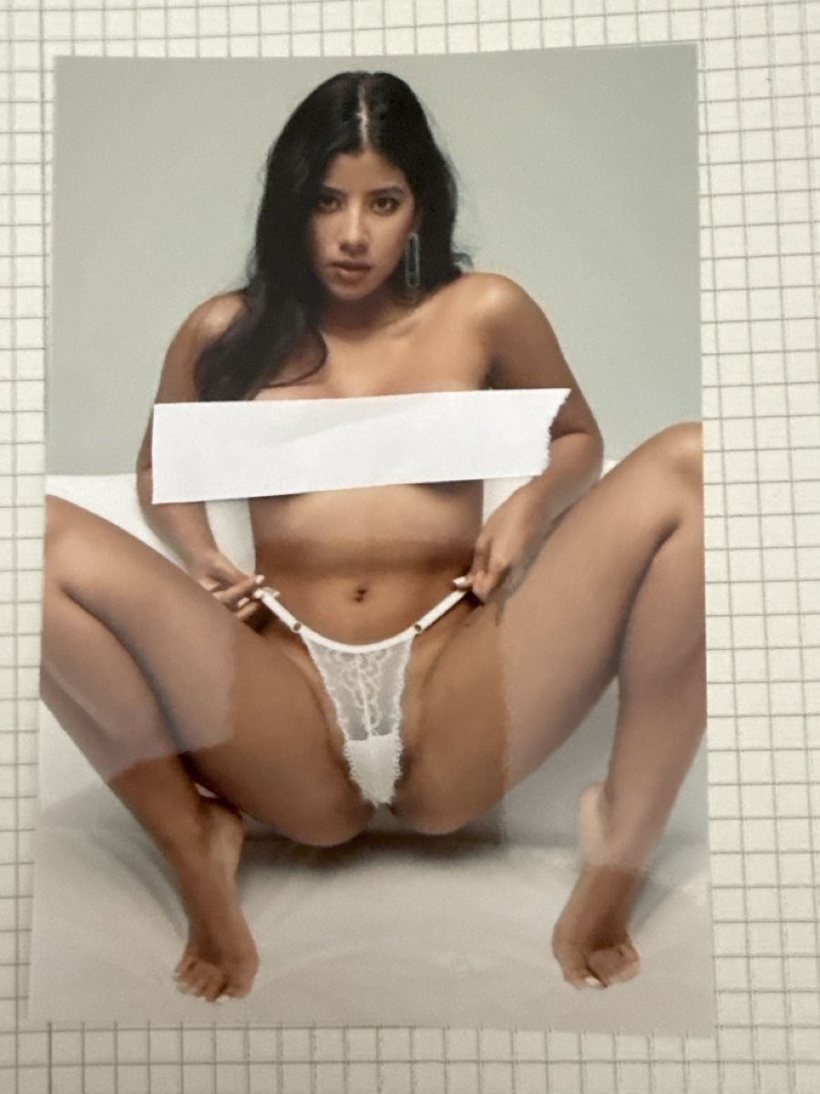Poster & Bilder: Erotisches Foto  – Neu (gemäss Beschreibung) aus Neukirch (Egnach) von Maxi2009