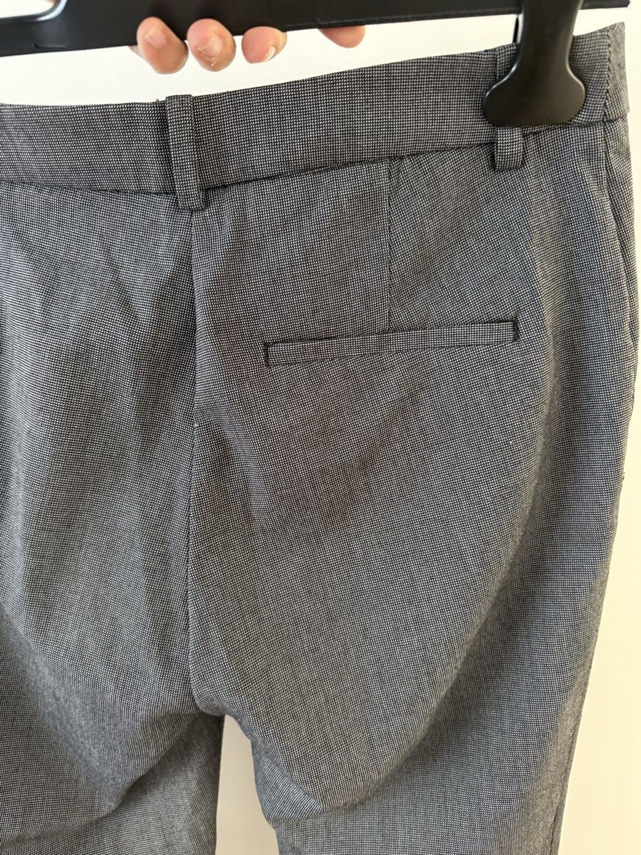 Pantaloni: Hose h&m – Usato da visp venduto da Kmemo1 1