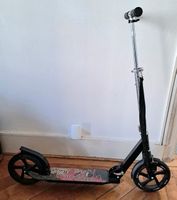 Trottinette adulte grandes roues 230mm – quasi neuve