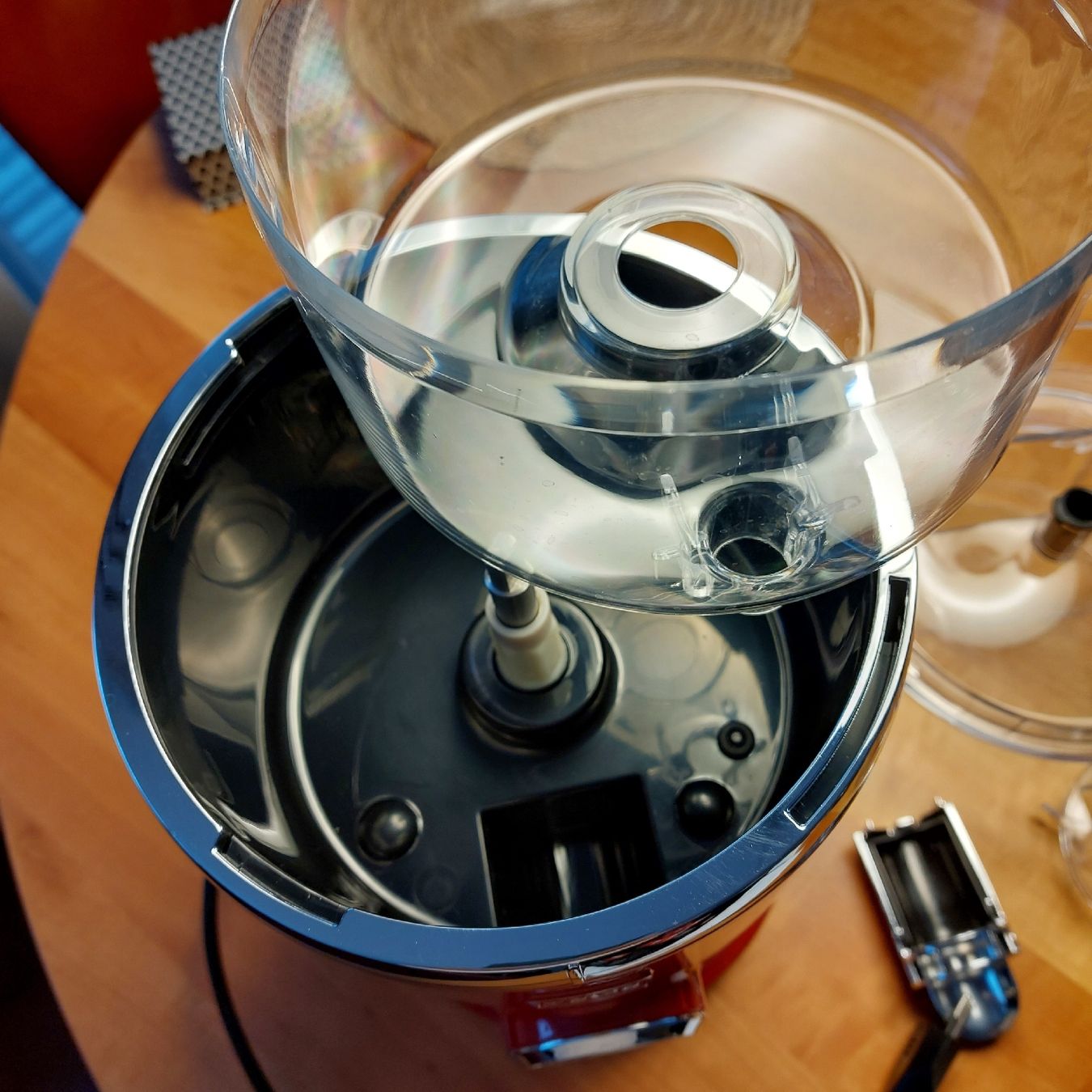 Novis Elettrodomestici da cucina: Novis Vita Juicer Entsafter – Nuovo (secondo la descrizione) da St. Gallen venduto da ostschweiz123 3