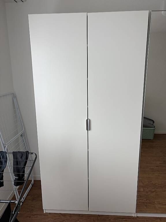 Ikea Armadi: PAX Schrank – Usato da Schwarzenburg venduto da fab_6mvk